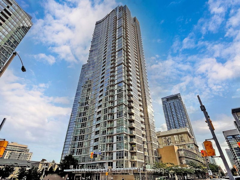 home for sale on 601-10 Navy Wharf Court