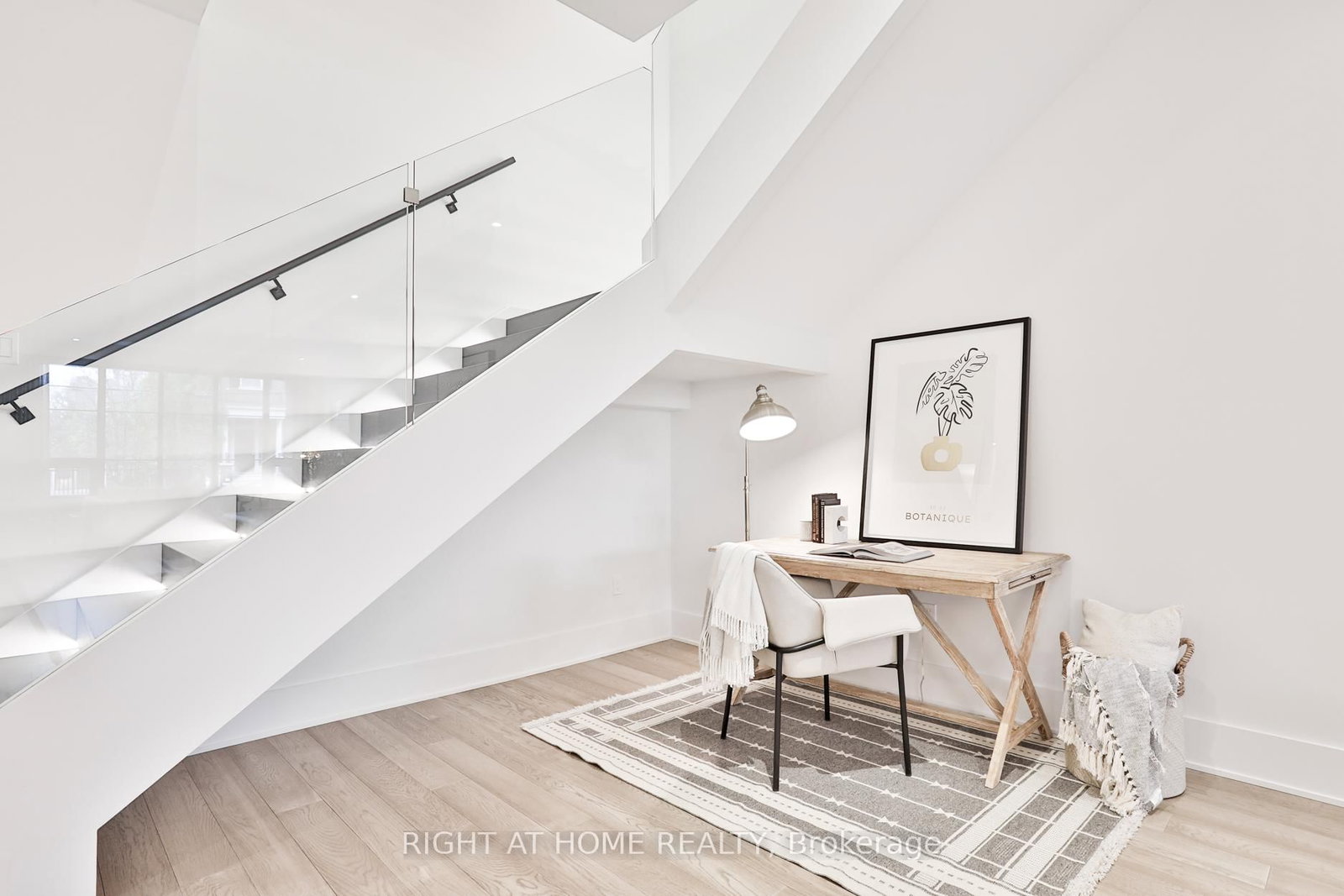 36 Birch Avenue, Unit 104 - Photo 17