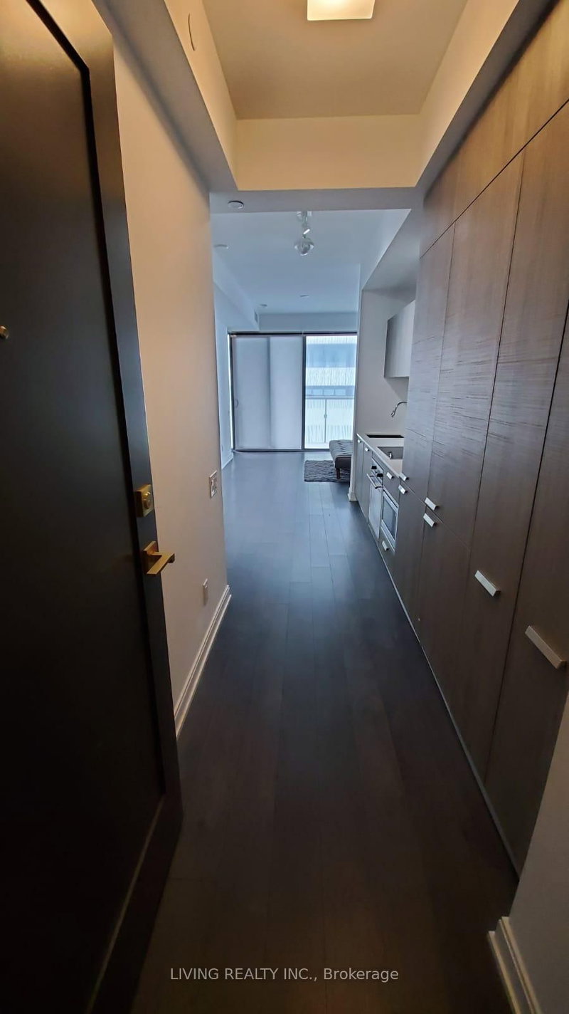 4006 - 50 Charles St E, Toronto, M4Y 0C3 | Image 2