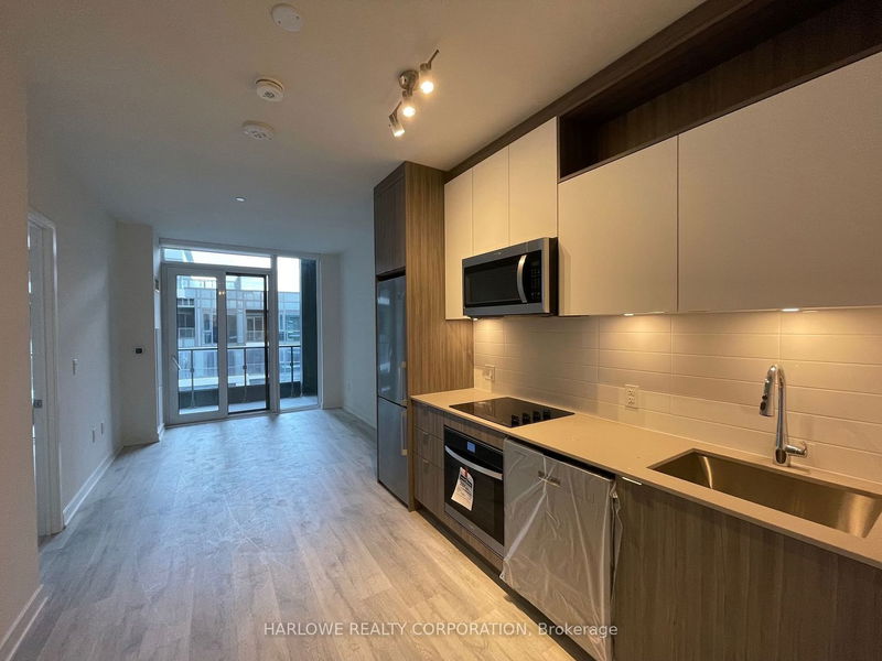 home for lease on 1940 W-135 Lower Sherbourne Street