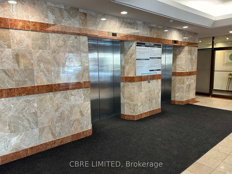 303 - 1 Valleybrook Dr, Toronto, M3B 2S7 | Image 2