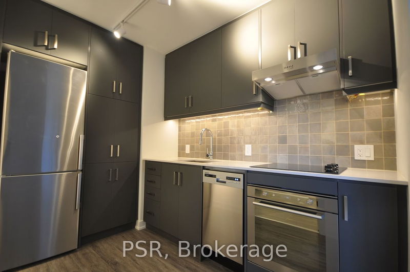 home for lease on 303-9 Tecumseth Street