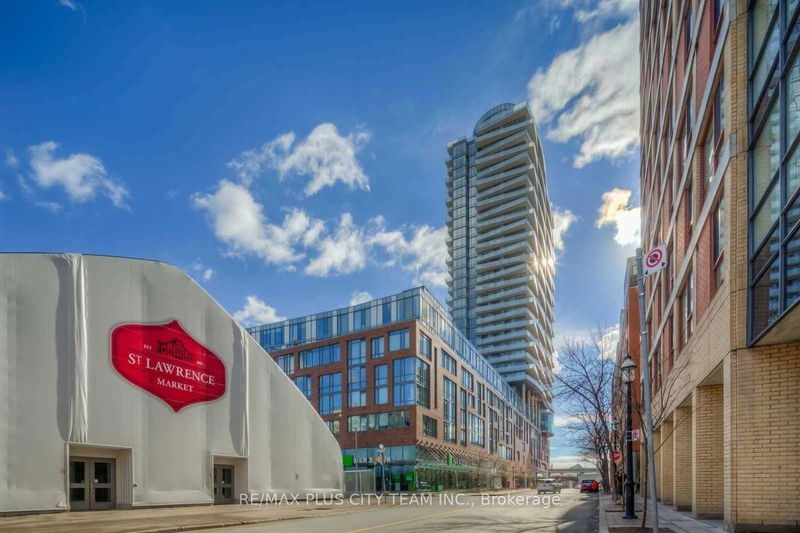 home for lease on 709-1 Market Street