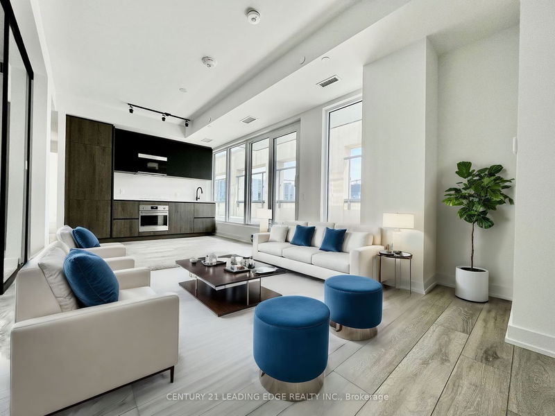 home for lease on 5106-108 Peter Street