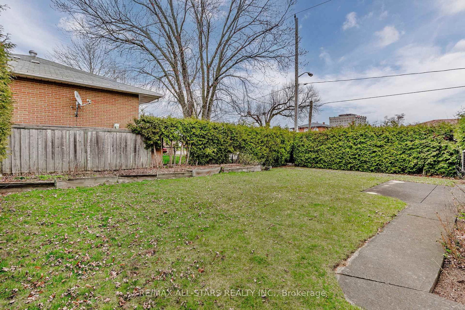 Listing Image 28