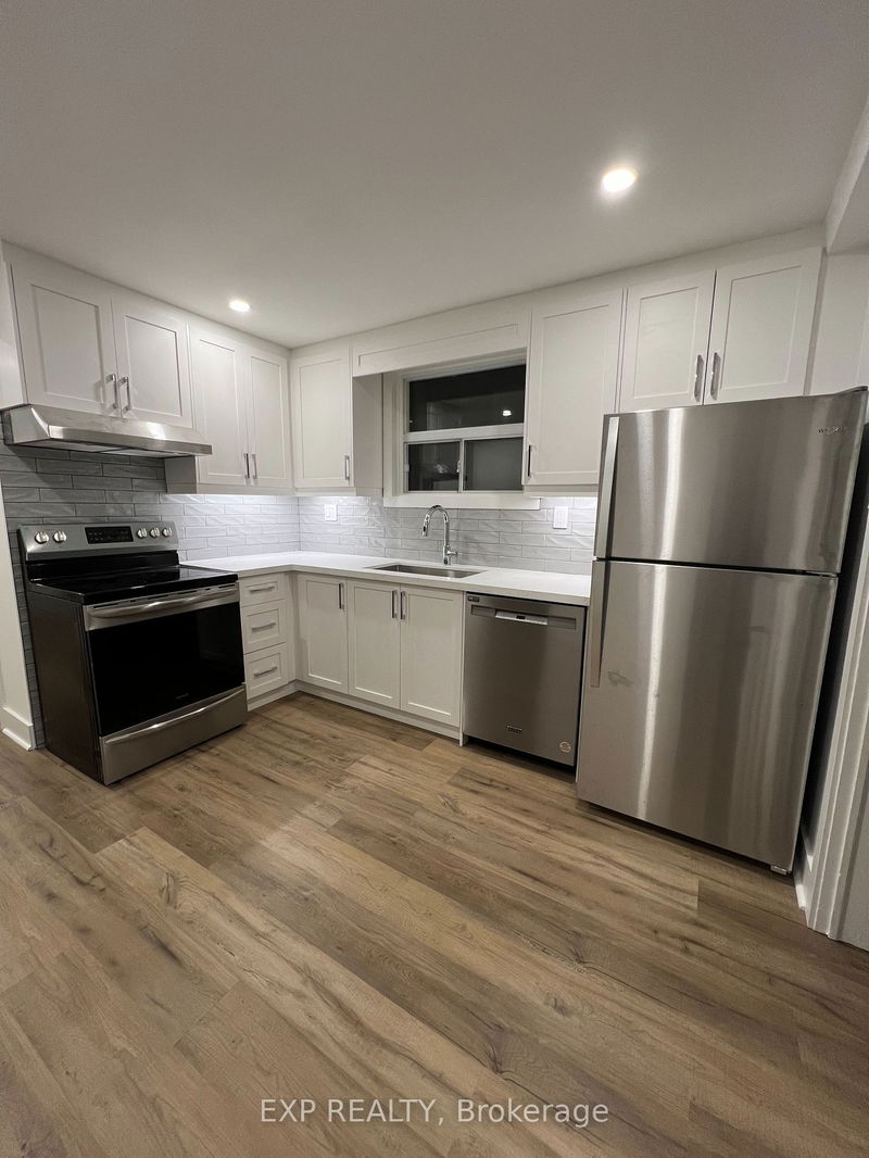 home for lease on 1-101 Kenwood Avenue