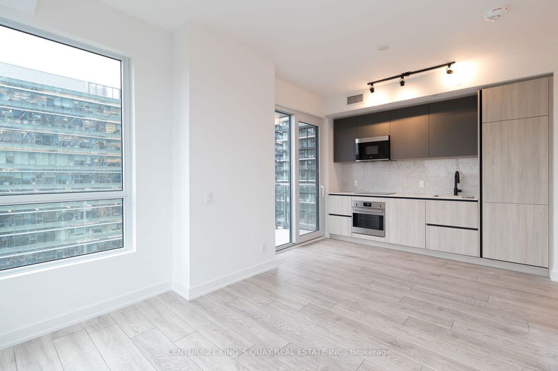 home for sale on 1723-108 Peter Street