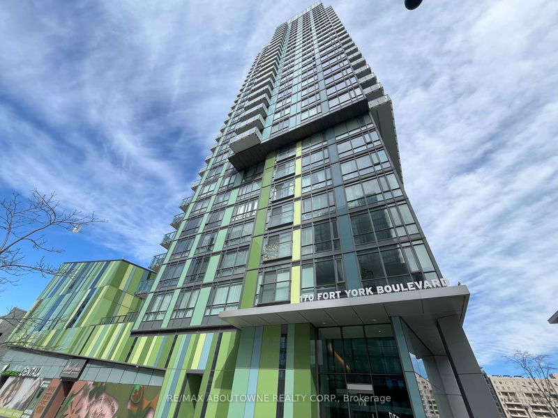 home for lease on 1709-170 Fort York Boulevard