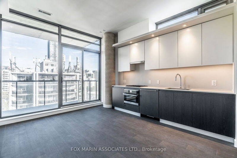 home for lease on 1107-81 Wellesley Street E