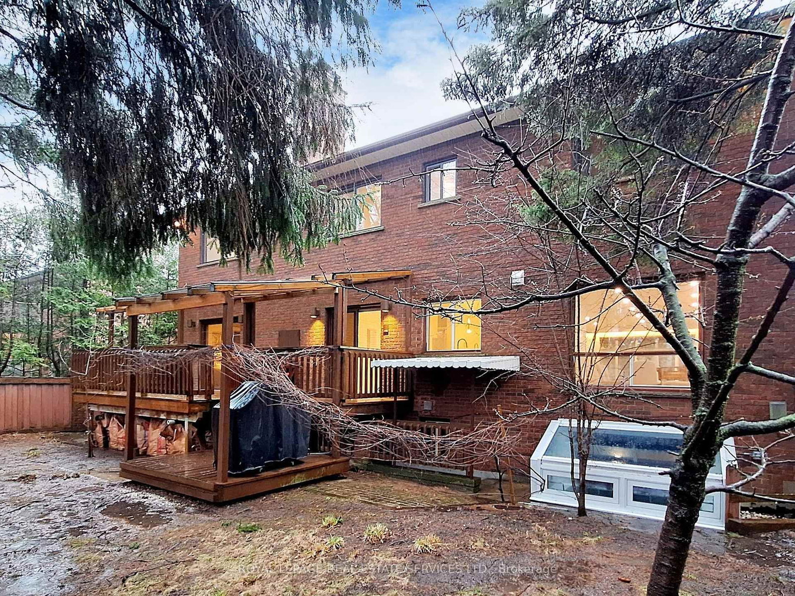 Listing Image 28