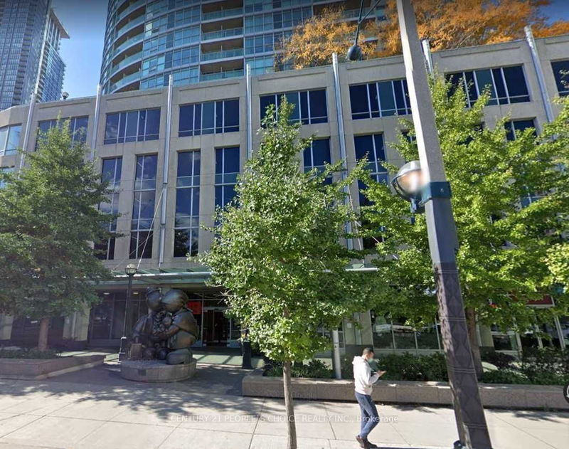 home for lease on 1115-18 Yonge Street