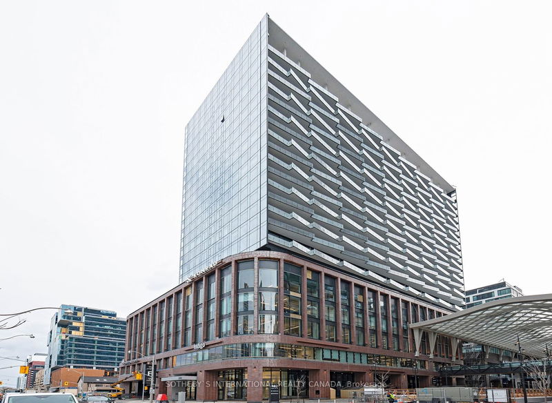 home for lease on 804-480 Front Street W