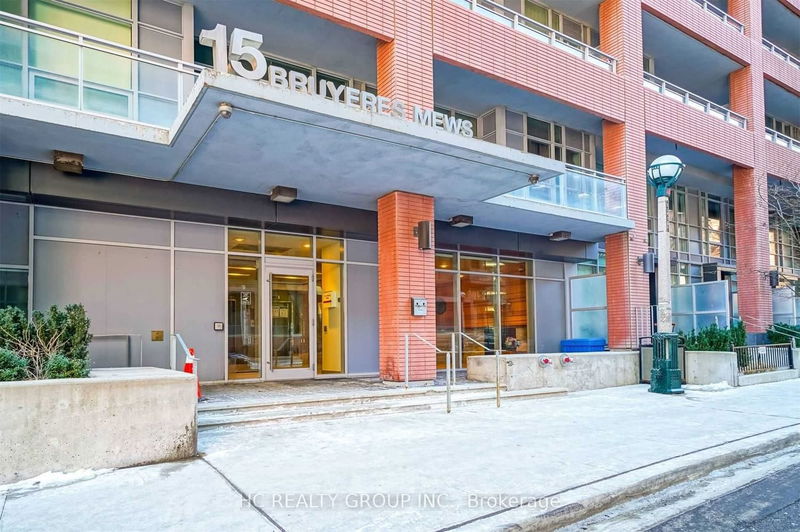 home for lease on 1207-15 Bruyeres Mews
