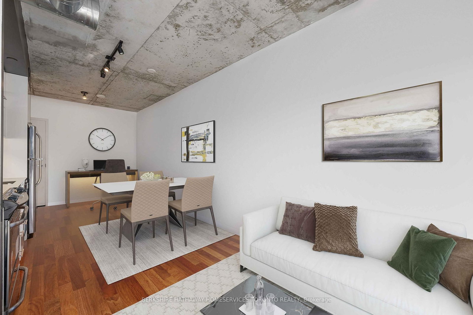 Listing Image 7