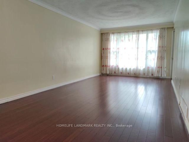 Upper - 225 Pineway Blvd, Toronto, M2H 1B5 | Image 2