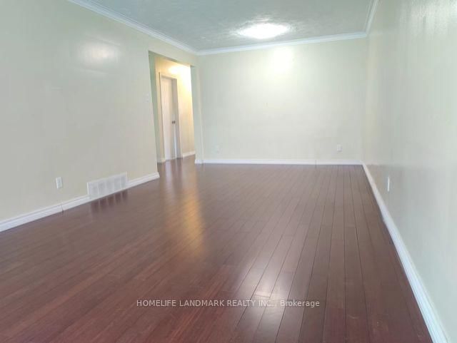 Upper - 225 Pineway Blvd, Toronto, M2H 1B5 | Image 3