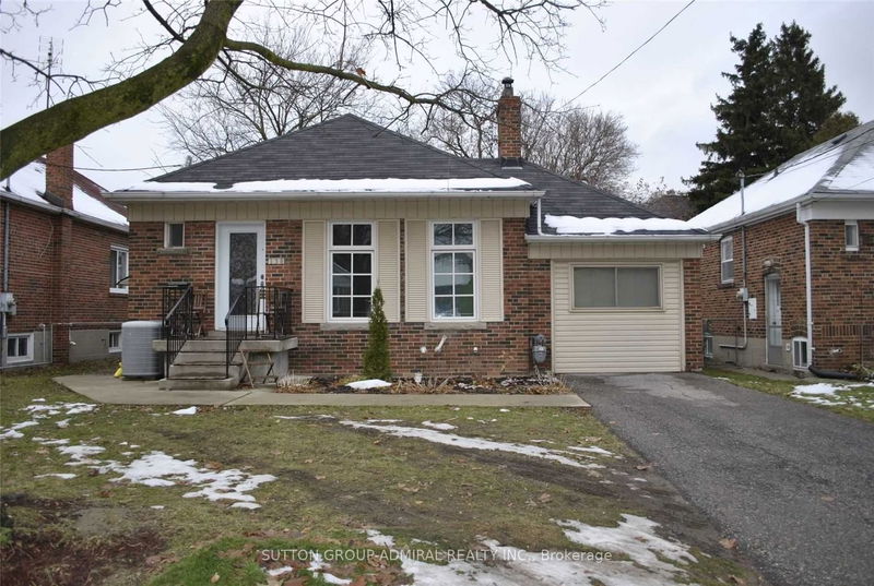 home for lease on 138 Poyntz Avenue