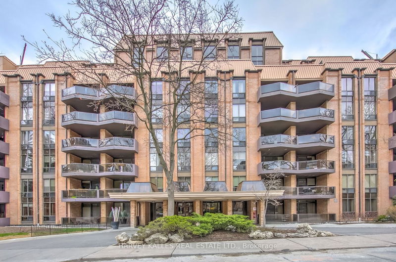 home for sale on 405-350 Lonsdale Road