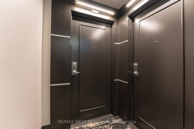 725 - 525 Wilson Avenue