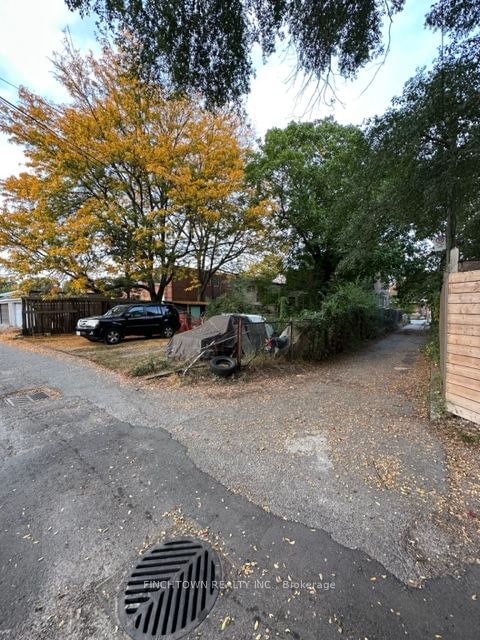 REAR - 774 Manning Avenue