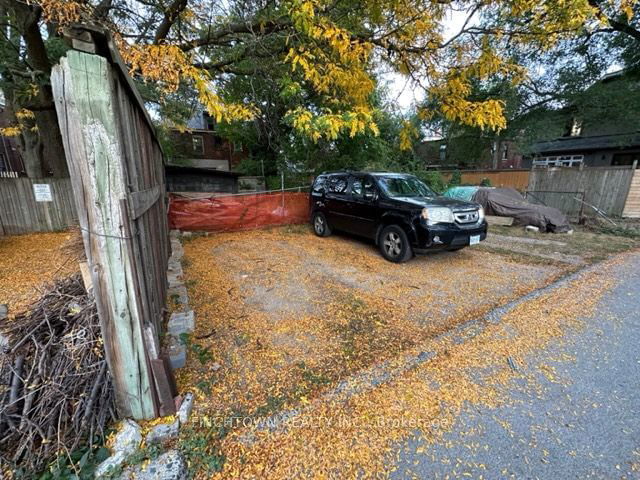 REAR - 774 Manning Avenue