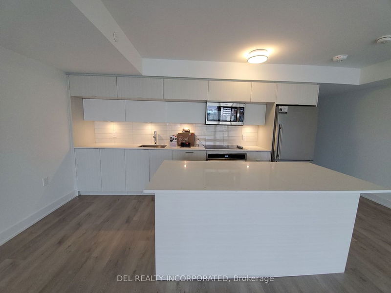 home for lease on 1302-575 Bloor Street E