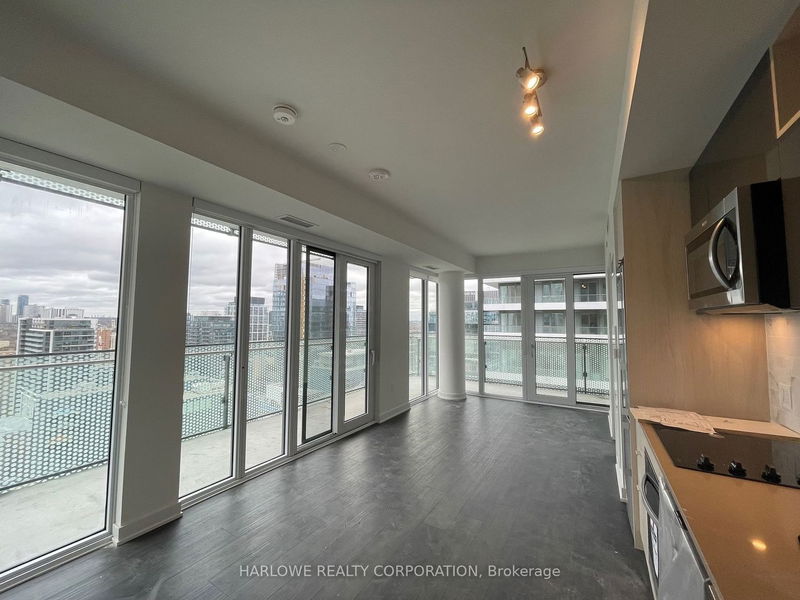 home for lease on 2016 W-135 Lower Sherbourne Street