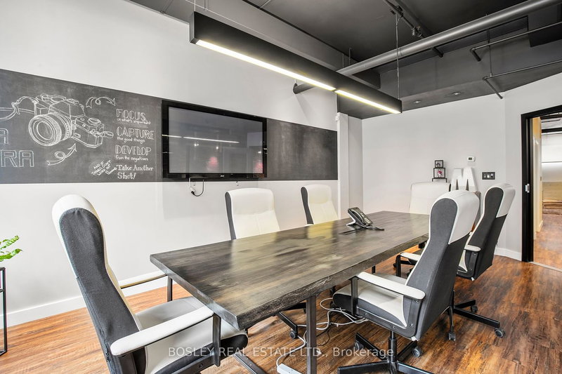 101 - 80 Sherbourne St, Toronto, M5A 2R1 | Image 3