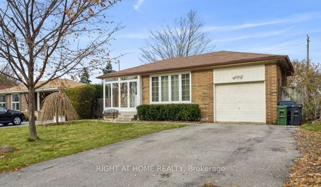 47 Waddington Crescent