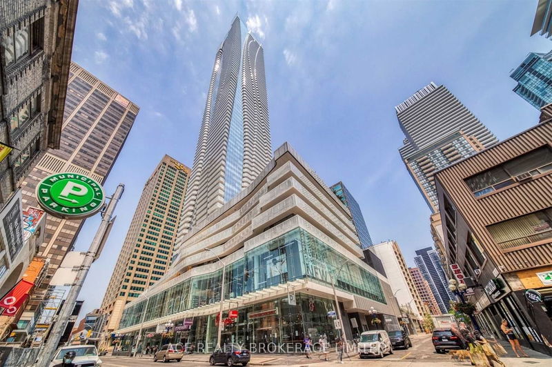 home for lease on 326-1 Bloor Street E