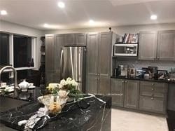 168 Three Valleys Dr  Toronto, M3A 3B9 | Image 2