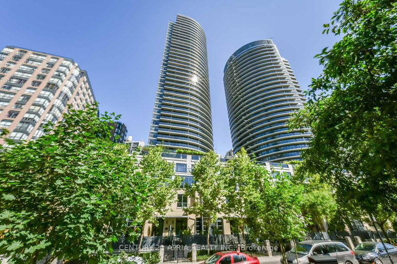 home for lease on 2109-21 Carlton Street