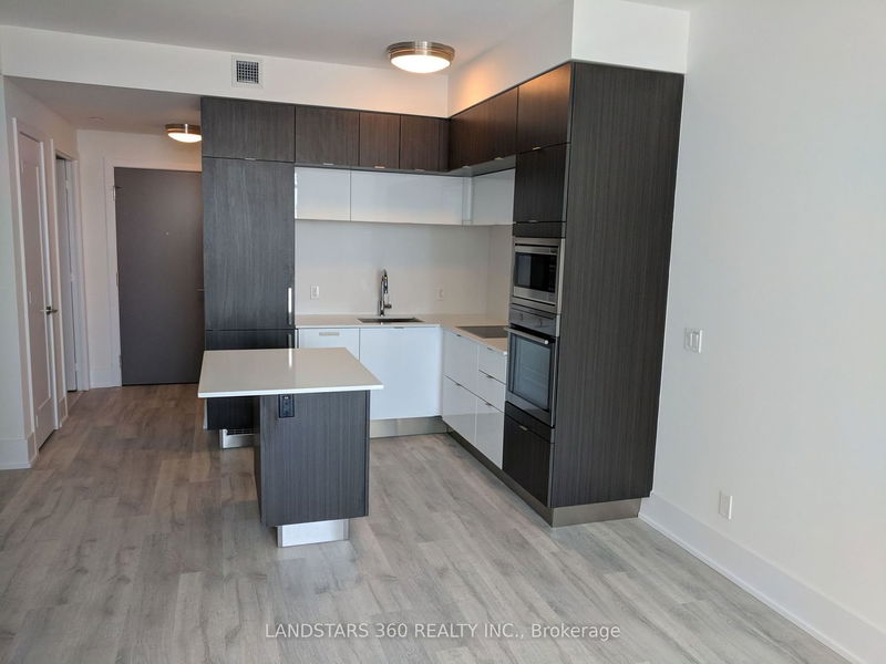 home for lease on 1107-15 Merchants' Wharf