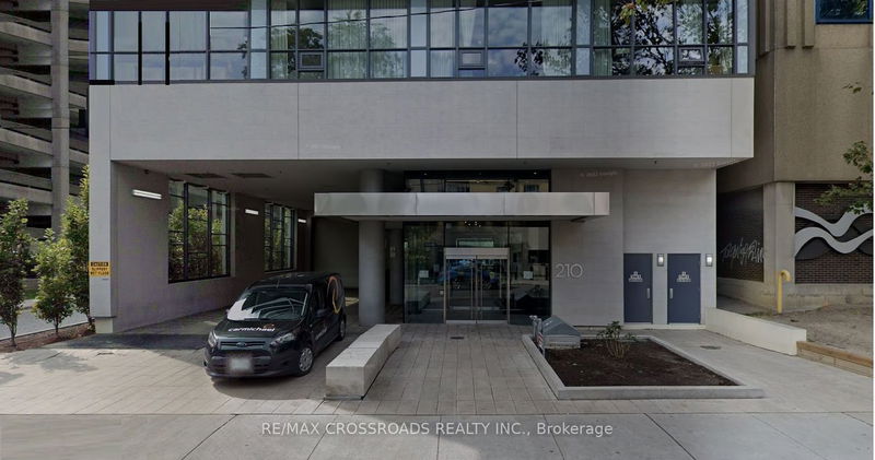 home for lease on 2404-210 Simcoe Street