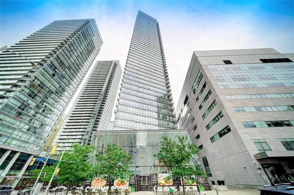 Condo leased at 404-832 Bay Street, Toronto, Bay Street Corridor, M5S 1Z6 - MLS: C8211372