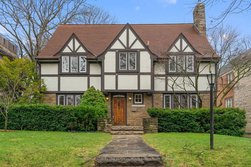 home for sale on 101 Lyndhurst Avenue