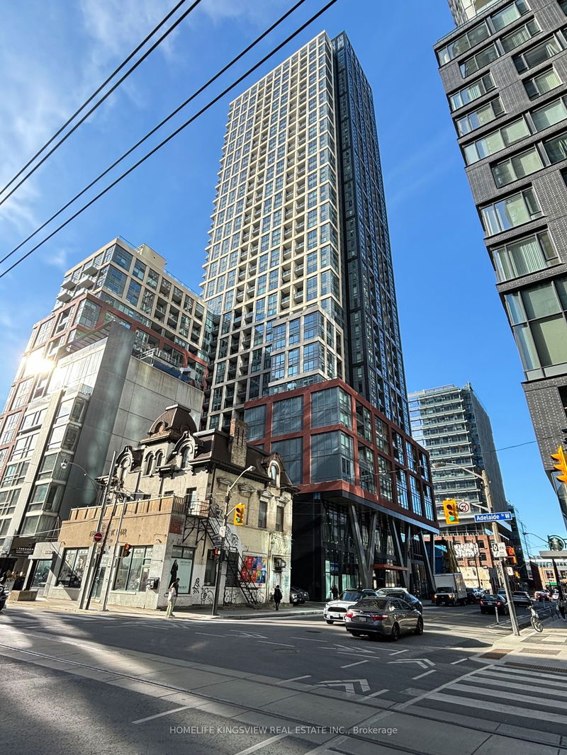 home for lease on 4706-108 Peter Street