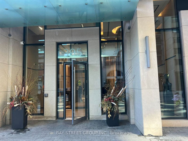 home for lease on 3202-395 Bloor Street E