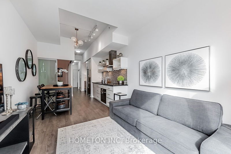 home for sale on 1304-75 The Donway  W