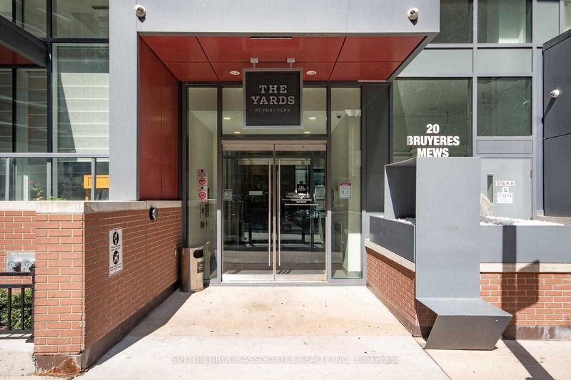 home for lease on 2506-20 Bruyeres Mews