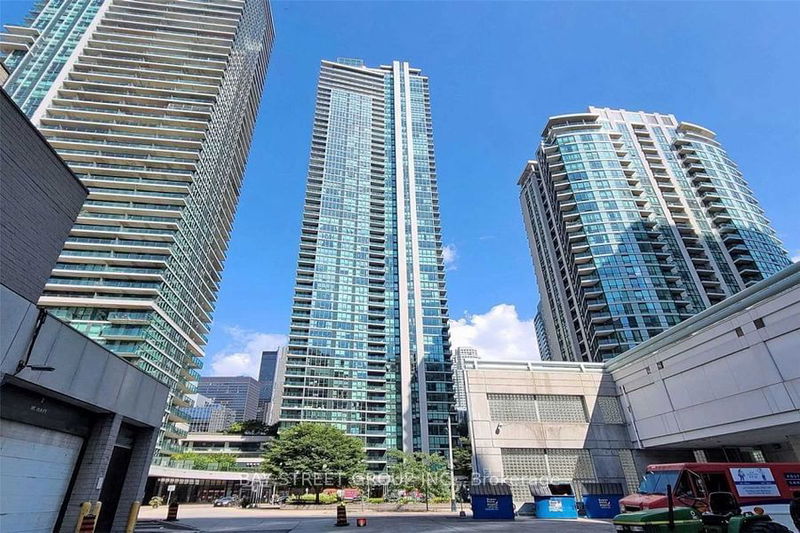 home for lease on 1106-18 Harbour Street