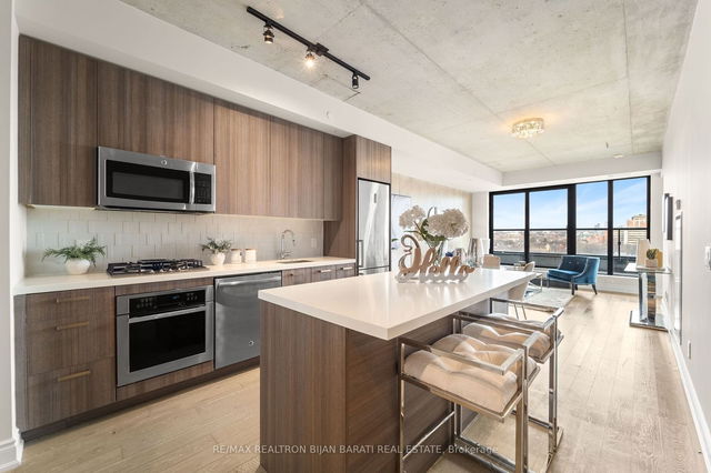 1110 - 608 Richmond Street