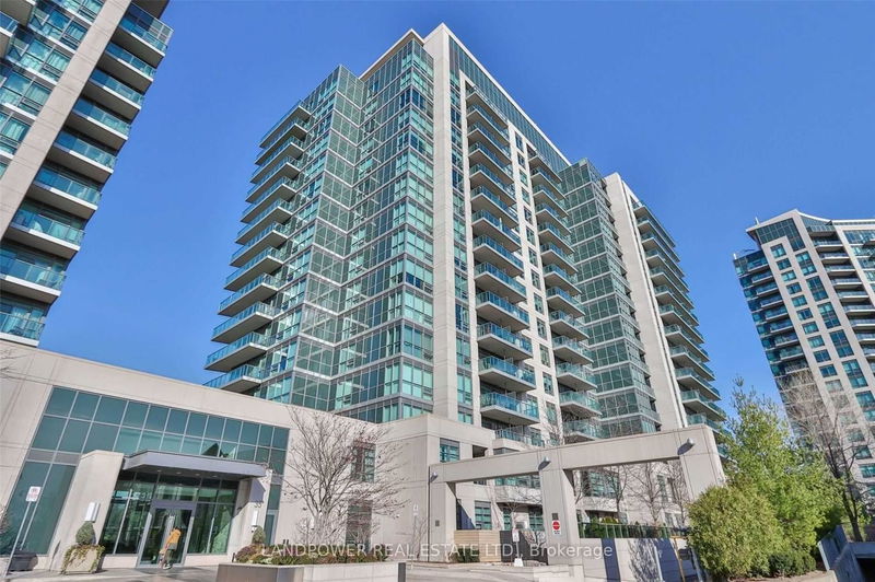 home for lease on 408-35 Brian Peck Crescent