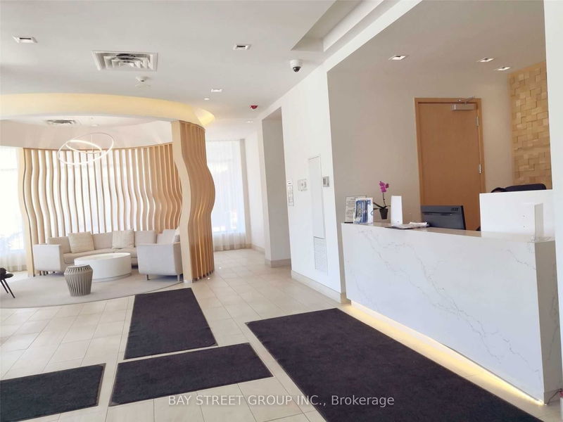 home for lease on 313-150 Fairview Mall Drive