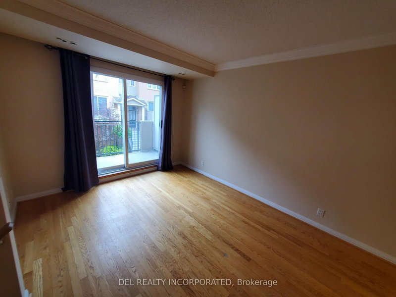 1307 - 28 Sommerset Way, Toronto, M2N 6W7 | Image 2