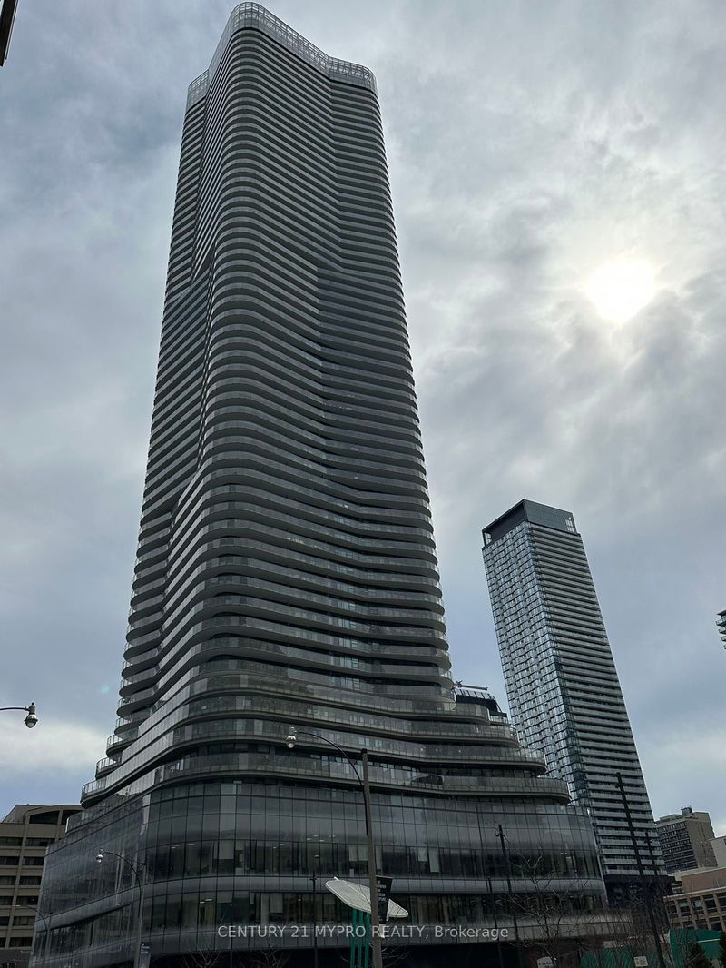 home for lease on 4502-11 Wellesley Street W