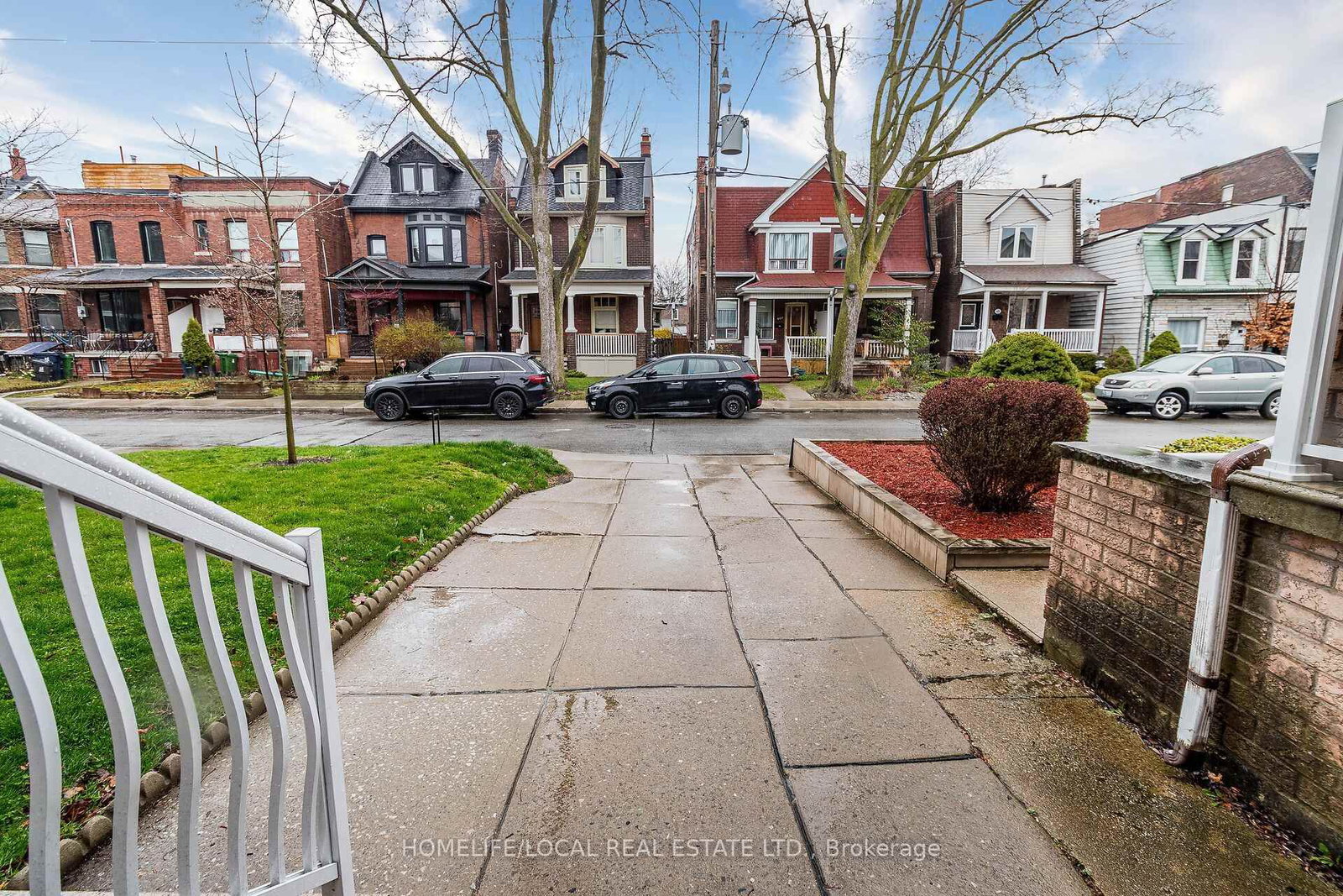 Listing Image 3