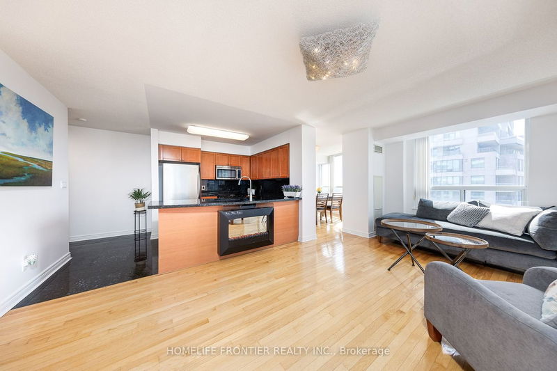 home for sale on 3610-23 Hollywood Avenue