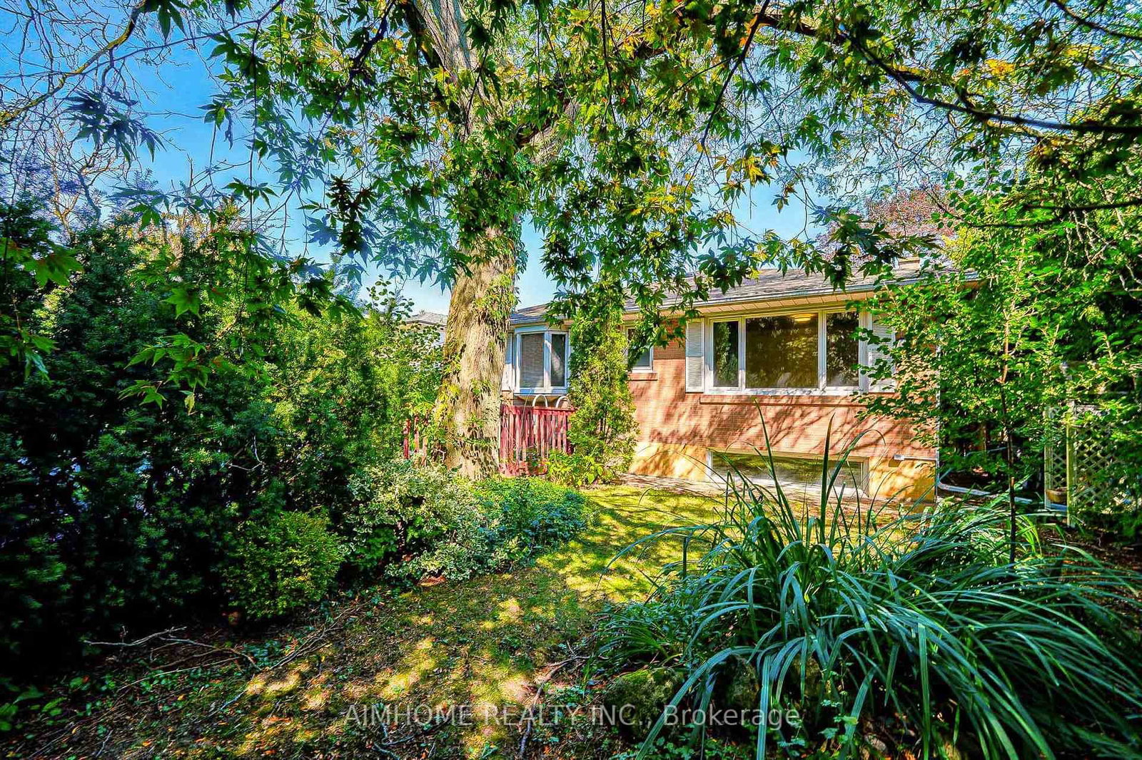 Listing Image 40