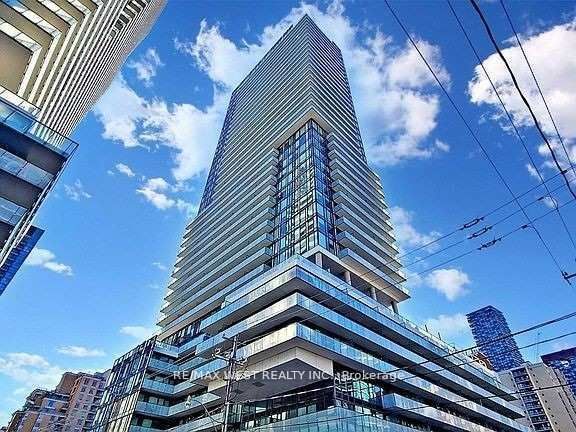 home for sale on 908-161 Roehampton Avenue